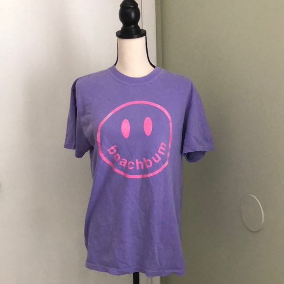 Tops - ❤️3X20 COMFORT COLORS Women’s Beachbum  Smiley Lavender Tee | M